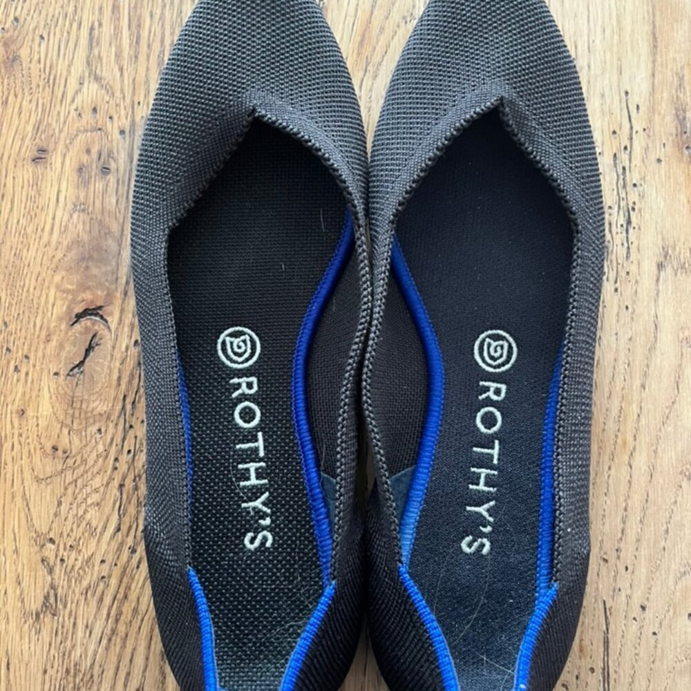 Rothy's "The Point", black, solid, size 9.5